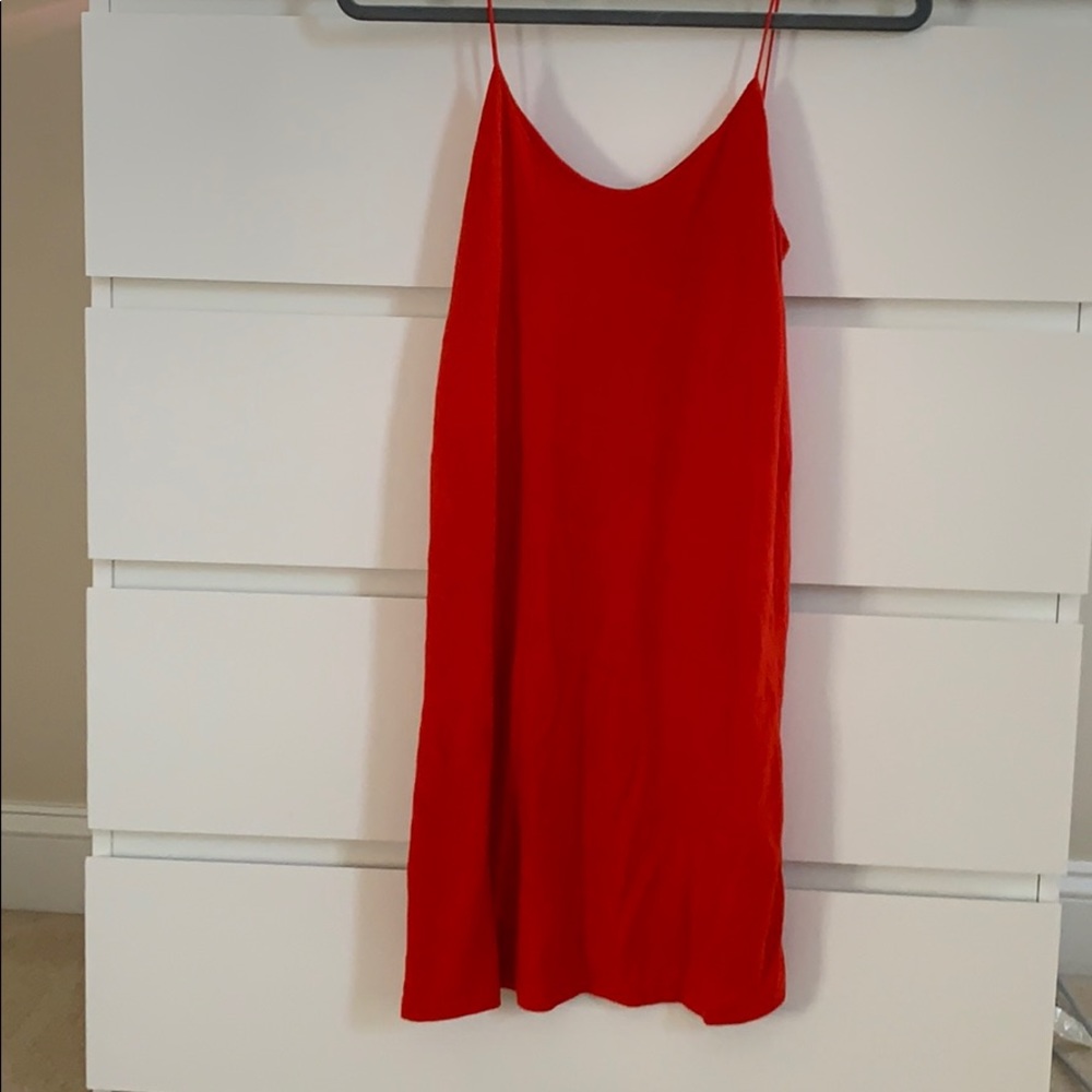 H&M scarlet basic dress